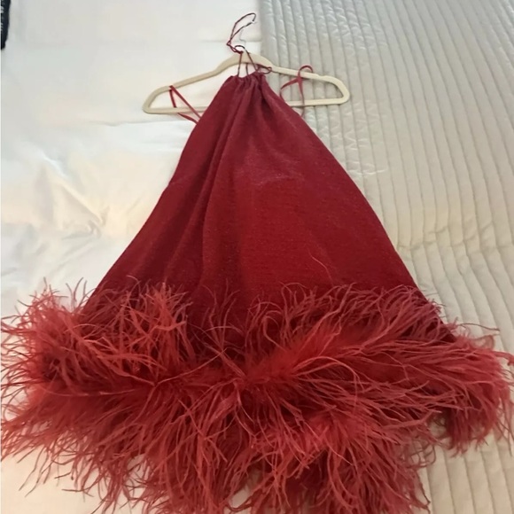 OSÉREE
Lumière feather-trimmed metallic stretch-knit halter dress - Picture 4 of 7